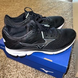 Women’s Mizuno Wave Rider 23 Size 9